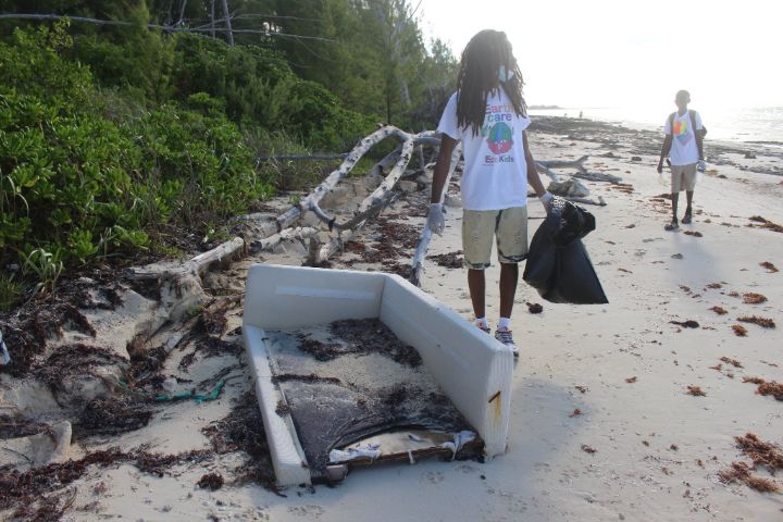 Cleaning_Williams_Town_Beach_August_20__2022.jpg