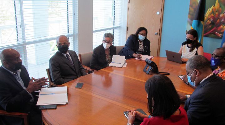 Minister_LaRoda_meets_with_UN_team_1__1_.jpg