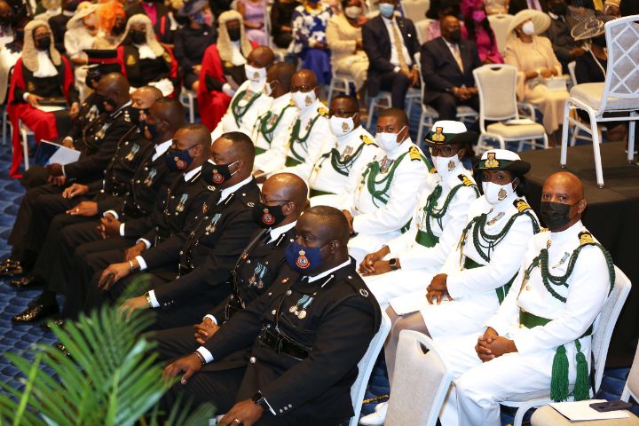 Officers_of_the_Royal_Bahamas_Police_Force_and_Royal_Bahamas_Defence_Force.jpg