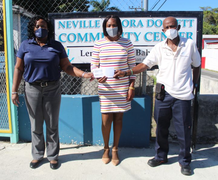 Photo_1_CWCO_Lend_A_Hand_Bahamas_Donation_1_.jpg