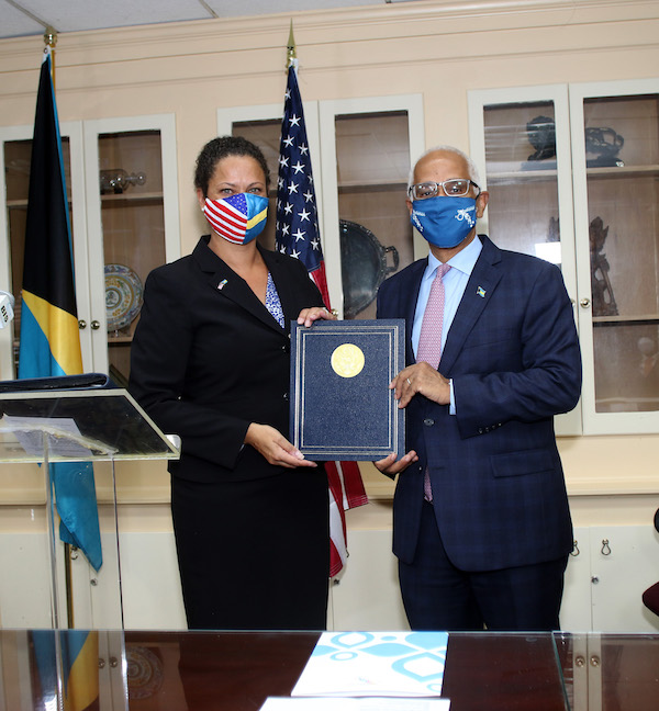 US_Charge_d_Affaires_Usha_Pitts_and_Minister_of_Tourism___Aviation_Dionisio_D_Aguilar_-_FAA_GOB_ANS_Agreement_-_May_5__2021_1_.jpg