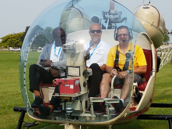 photo_2021_oshkosh_vip_helicopter_tour.jpg