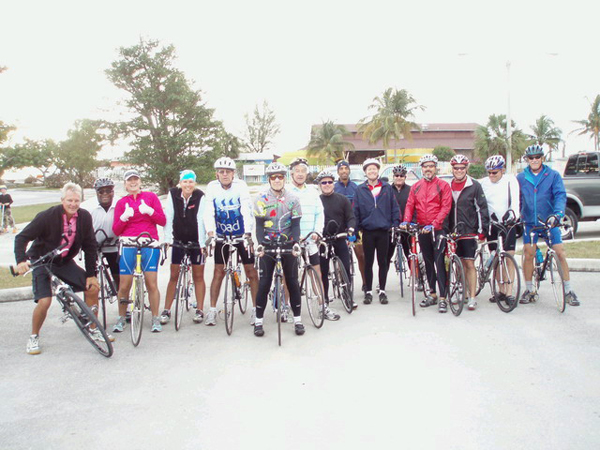F1-cyclists-before-LARGE.jpg
