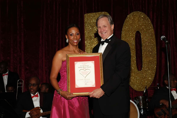 HB-Lady-Camille-Barnett-wins-Golden-Heart-Award_-photo-by-J-_-J-Imaging.jpg